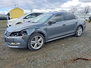 Volkswagen Passat SE 2.0L 4 2014