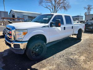 Ford F-250 6.2L 8 2015