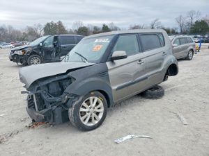 Kia Soul 2.0L 4 2013