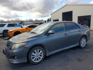 Toyota Corolla BASE 1.8L 4 2010