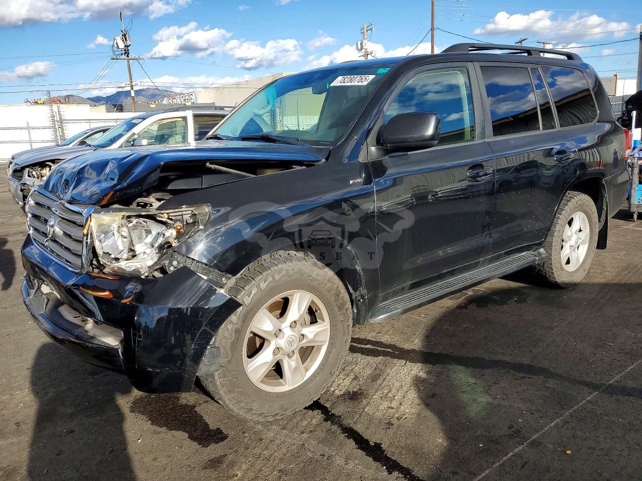 Toyota Land Cruiser 5.7L 8 2010