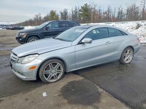 Mercedes-Benz E 3.5L 6 2010