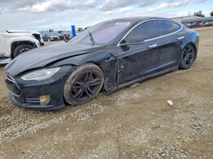 Tesla Model S 2013