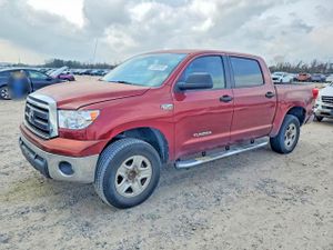 Toyota Tundra CREWMAX SR5 5.7L 8 2010