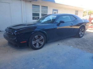Dodge Challenger 3.6L 6 2015