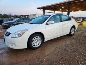 Nissan Altima BASE 2.5L 4 2010