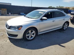 Volkswagen Passat 2.5L 5 2013