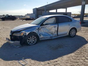 Volkswagen Jetta 1.8L 4 2015