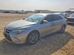 Toyota Camry LE 2.5L 4 2015