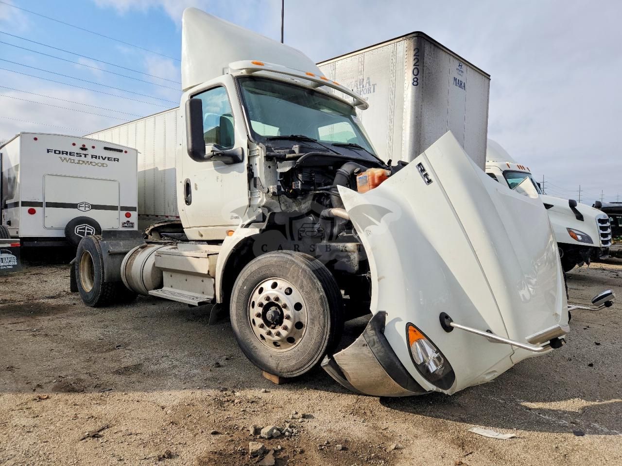 International RH Series 12.4L 6 2023