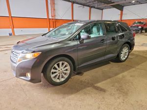 Toyota Venza LE 2.7L 4 2012
