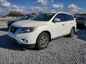 Nissan Pathfinder S 3.5L 6 2013