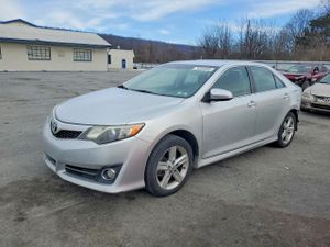 Toyota Camry 2.5L 4 2014