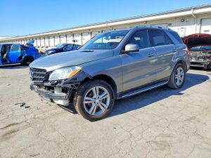 Mercedes-Benz ML 2.1L 4 2015