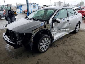 Toyota Corolla 1.8L 4 2013
