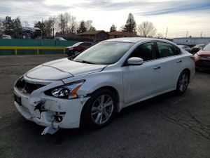 Nissan Altima 2.5L 4 2015
