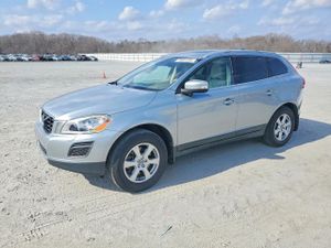 Volvo XC60 3.2L 6 2012