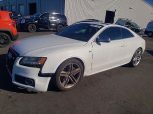Audi S5 4.2L 8 2010