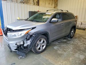 Toyota Highlander 3.5L 6 2015