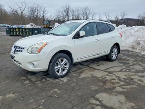 Nissan Rogue S 2.5L 4 2012