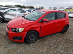Chevrolet Aveo (Sonic) 1.8L 4 2015