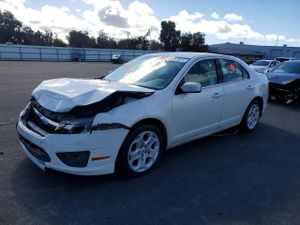 Ford Fusion SE 3.0L 6 2011