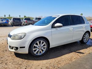 Volkswagen Golf 2.0L 4 2011