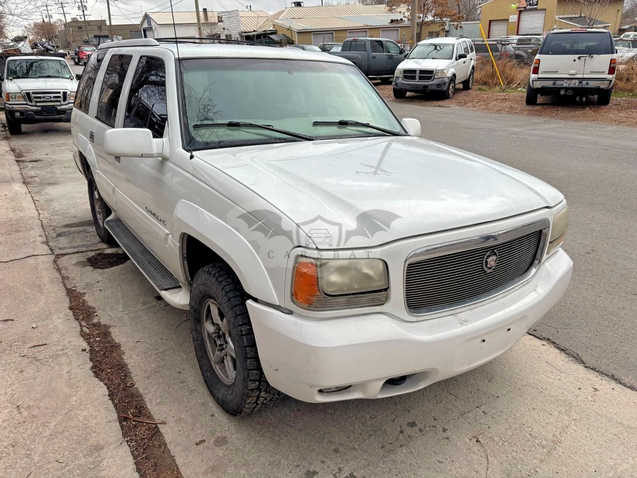 Cadillac Escalade 5.7L 8 1999