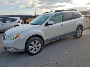 Subaru Outback 2.5L 4 2010