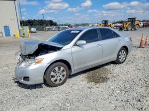 Toyota Camry 2.5L 4 2010