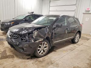 Nissan Rogue S 2.5L 4 2013