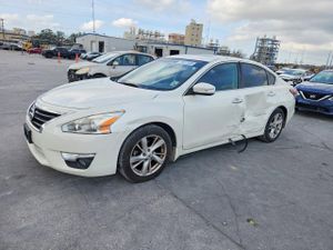 Nissan Altima 2.5L 4 2015