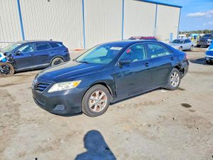 Toyota Camry BASE 2.5L 4 2011