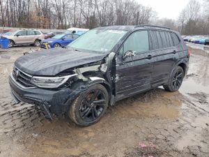 Volkswagen Tiguan 2.0L 4 2023