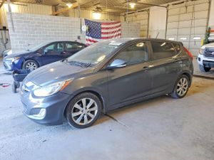Hyundai Accent 2013