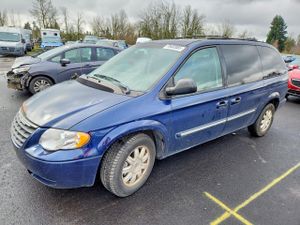 Chrysler Town & Country 3.8L 6 2005