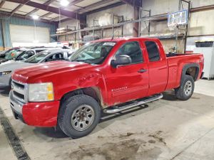 Chevrolet Silverado 1500 4.8L 8 2011