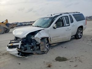 Chevrolet Suburban K1500 LT 5.3L 8 2012