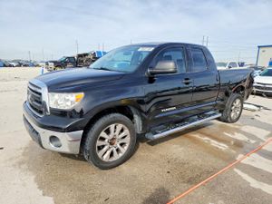 Toyota Tundra 4.6L 8 2010