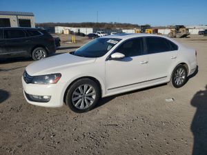 Volkswagen Passat 2.5L 5 2012