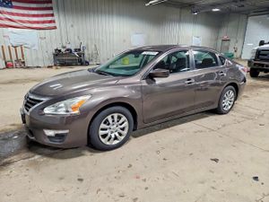 Nissan Altima 2.5L 4 2015