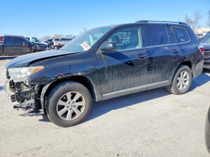 Toyota Highlander 3.5L 6 2013