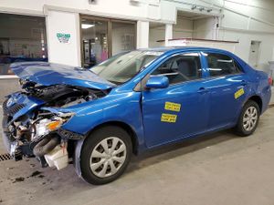 Toyota Corolla BASE 1.8L 4 2010