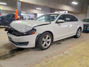 Volkswagen Passat 2.5L 5 2012