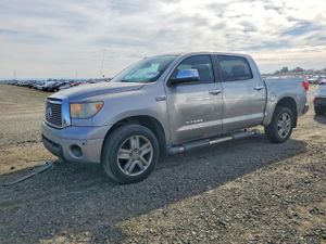 Toyota Tundra 5.7L 8 2012