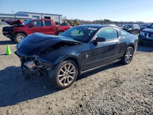 Ford Mustang 3.7L 6 2011