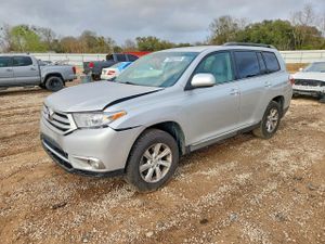 Toyota Highlander 3.5L 6 2013