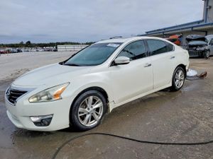 Nissan Altima 2.5L 4 2015