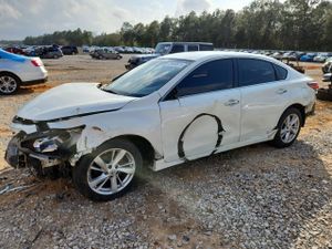 Nissan Altima 2.5L 4 2015