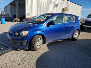Chevrolet Aveo (Sonic) 1.4L 4 2013